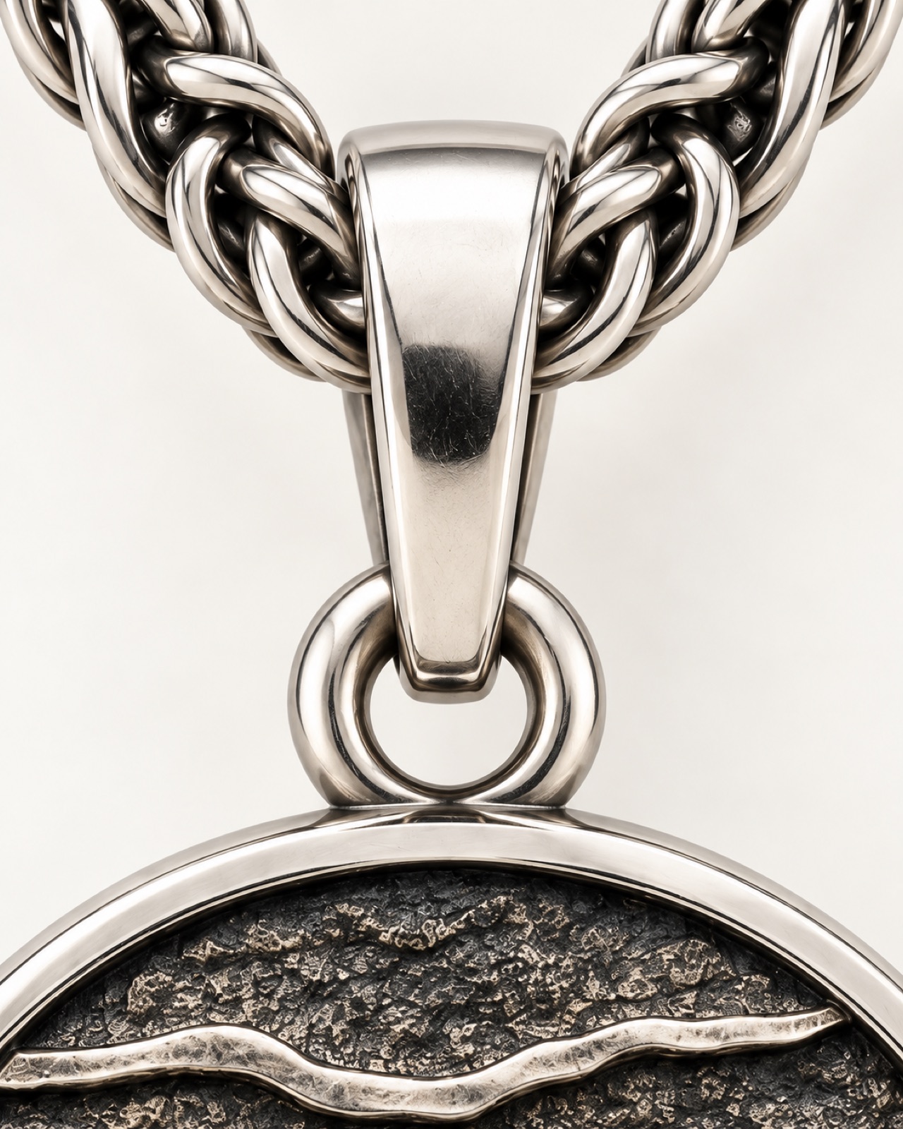 Strata Medallion — Construction detail