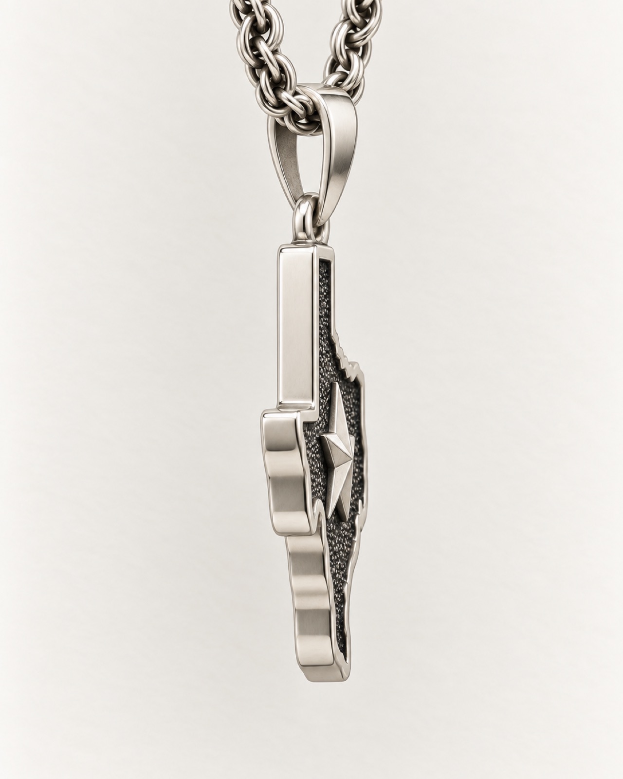 Texas Outline Pendant — Side / profile