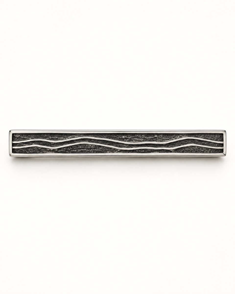 Strata Tie Bar